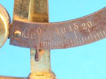 detail 10