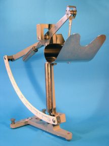 letter scale, maker: J.S. Velthoen & Zn