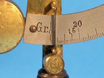 detail 4