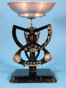 letter scale, maker Ph.J. Maul