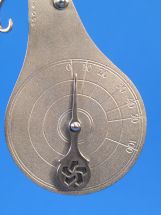 detail 9