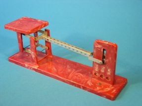 brievenweger, maker Beverly Craft