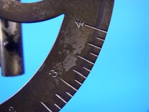 detail 3