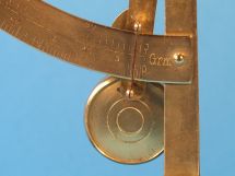 detail 3