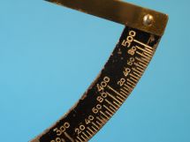 detail 3