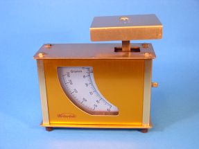 letter scale, maker: Heinrich, Germany
