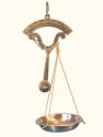 hand-held scale with saucer