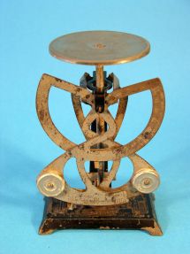 letter scale, maker Ph.J. Maul