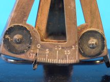 detail 4