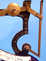 detail 8