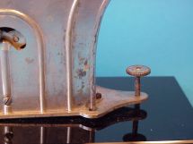 detail rictus letter scale