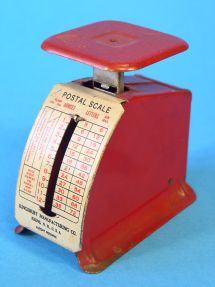 letter scale, maker Kingsbury