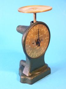 letter scale, maker Salter