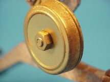 detail 8