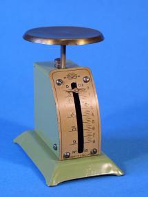 letter scale, maker Salter