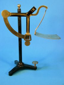 letter scale, maker B. Holsboer