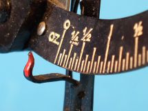 detail 10