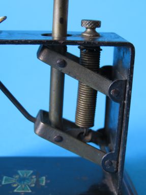detail 7