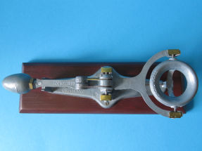 detail 1