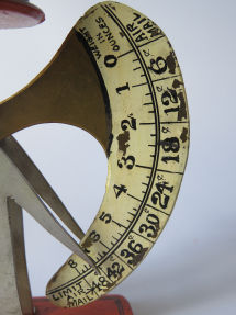detail 3