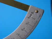detail 3
