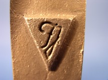 detail 8