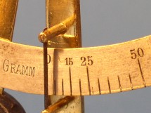 detail 4