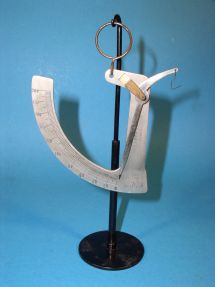 paper scale, maker A. van der Korput