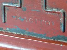 detail 8