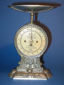 dietary scale, maker Salter