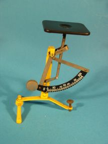 letter scale maker Jakob Maul, Germany