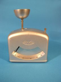 egg scale, maker Syro