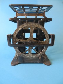 letter scale, design: Balduin Hellers Söhne