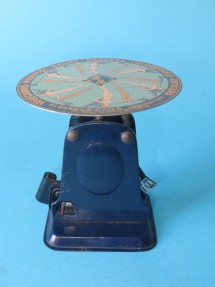 letter scale, maker unknown
