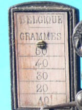 detail 6