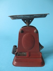 letter scale, maker unknown
