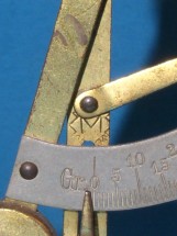 detail 2
