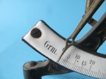detail 1