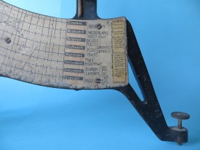 detail 3