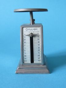 letter scale, maker unknown