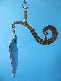 letter scale
