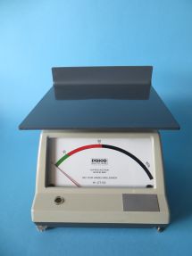 letter scale, supplier Prior