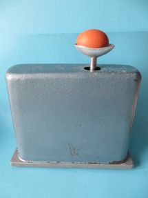 back of the egg scale