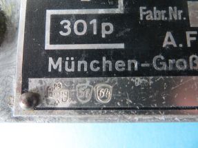 detail 25