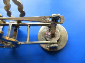 detail 9