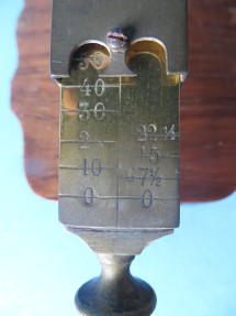 detail 11