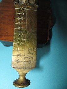 detail 13