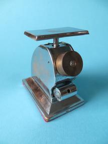 back of the scale