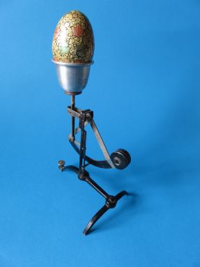 back of the egg scale