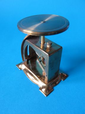 back of the scale